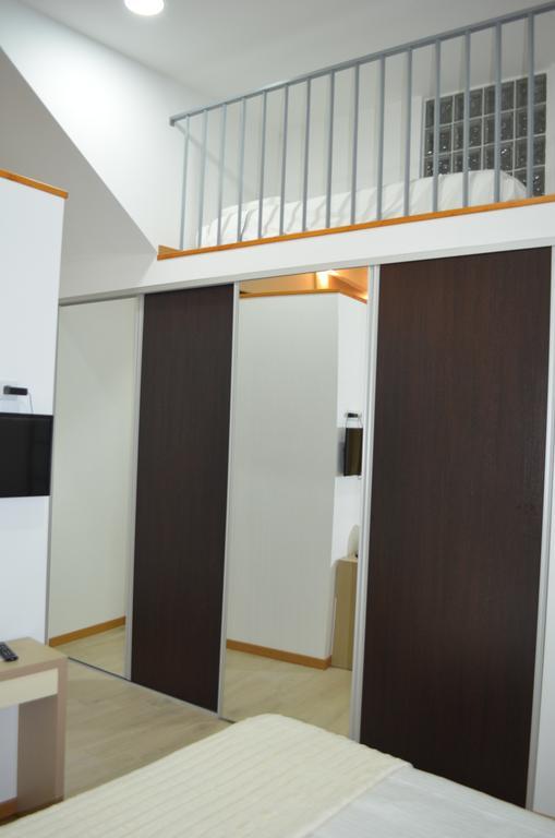 Apart Fl Мирандела Екстериор снимка